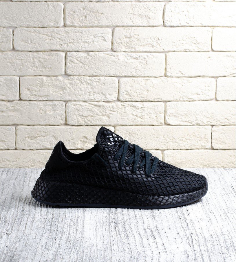 Adidas Deerupt Total black Adidas Deerupt Total black