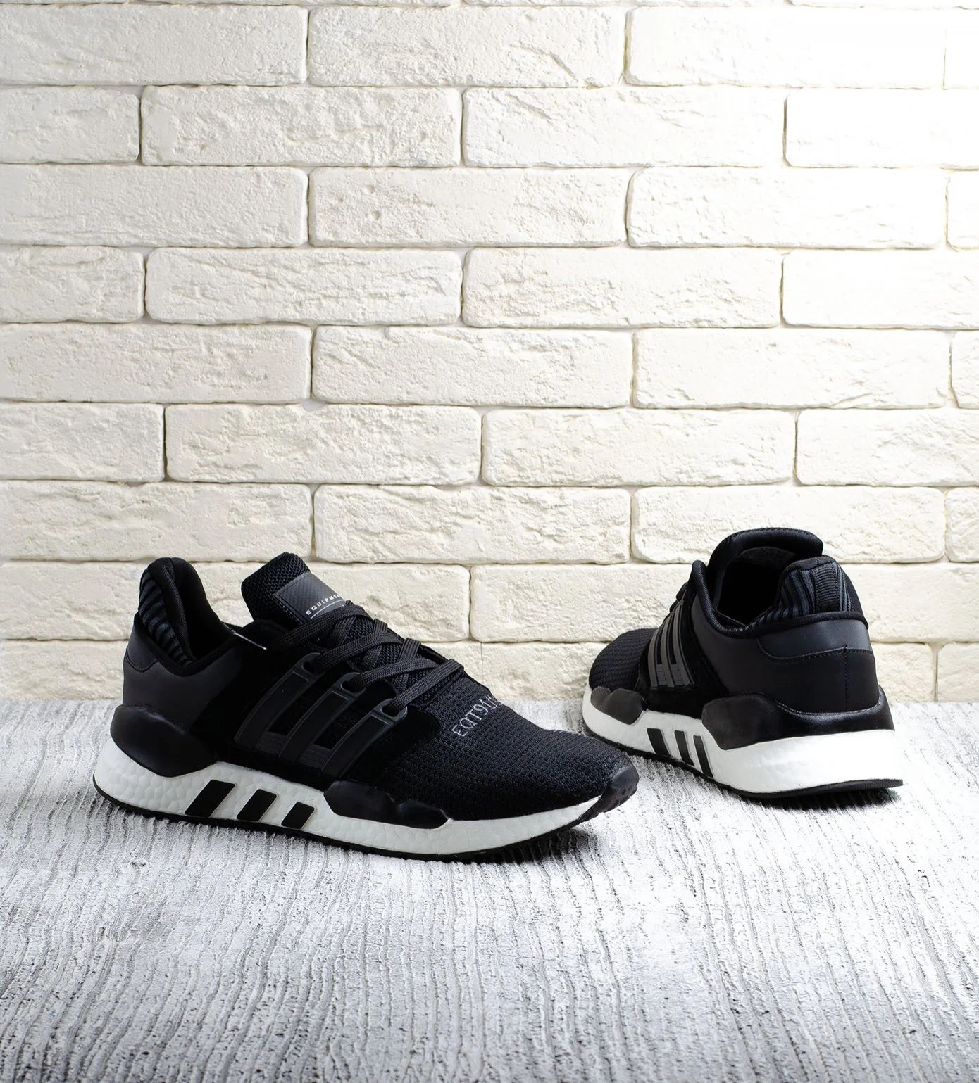 Eqt black top