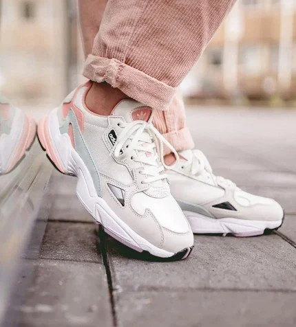 Nike falcon white hotsell