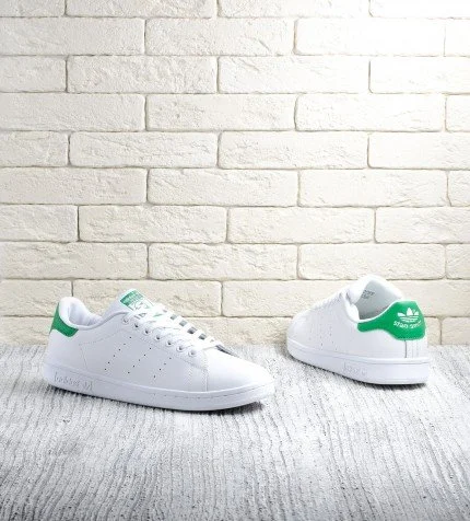 Nike stan shop smith white