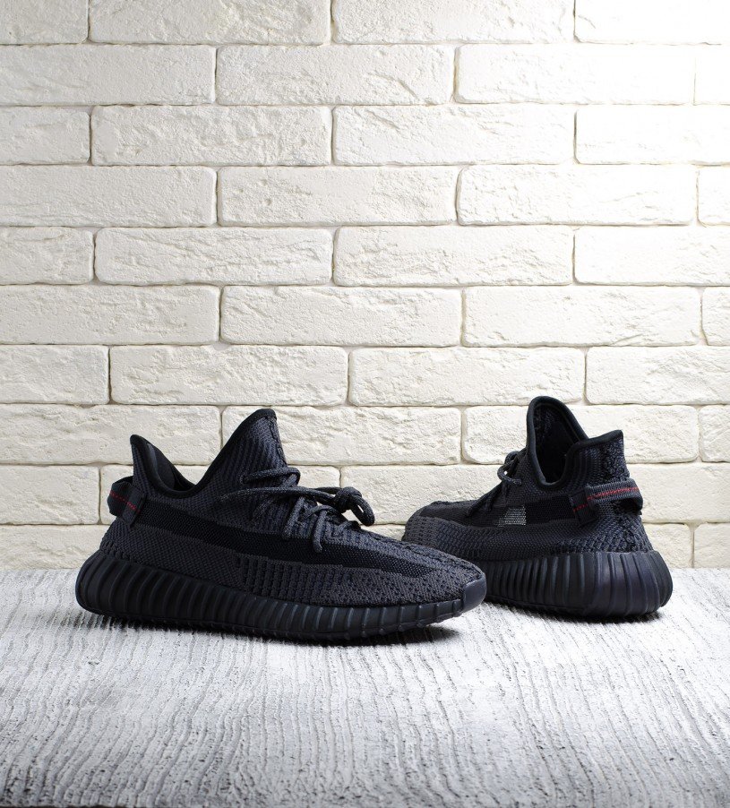 Adidas Yeezy Boost 350 V2 Black