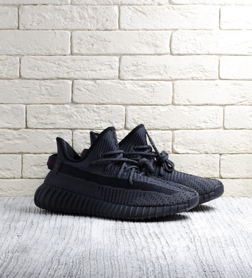 Adidas Yeezy Boost 350 V2 Black