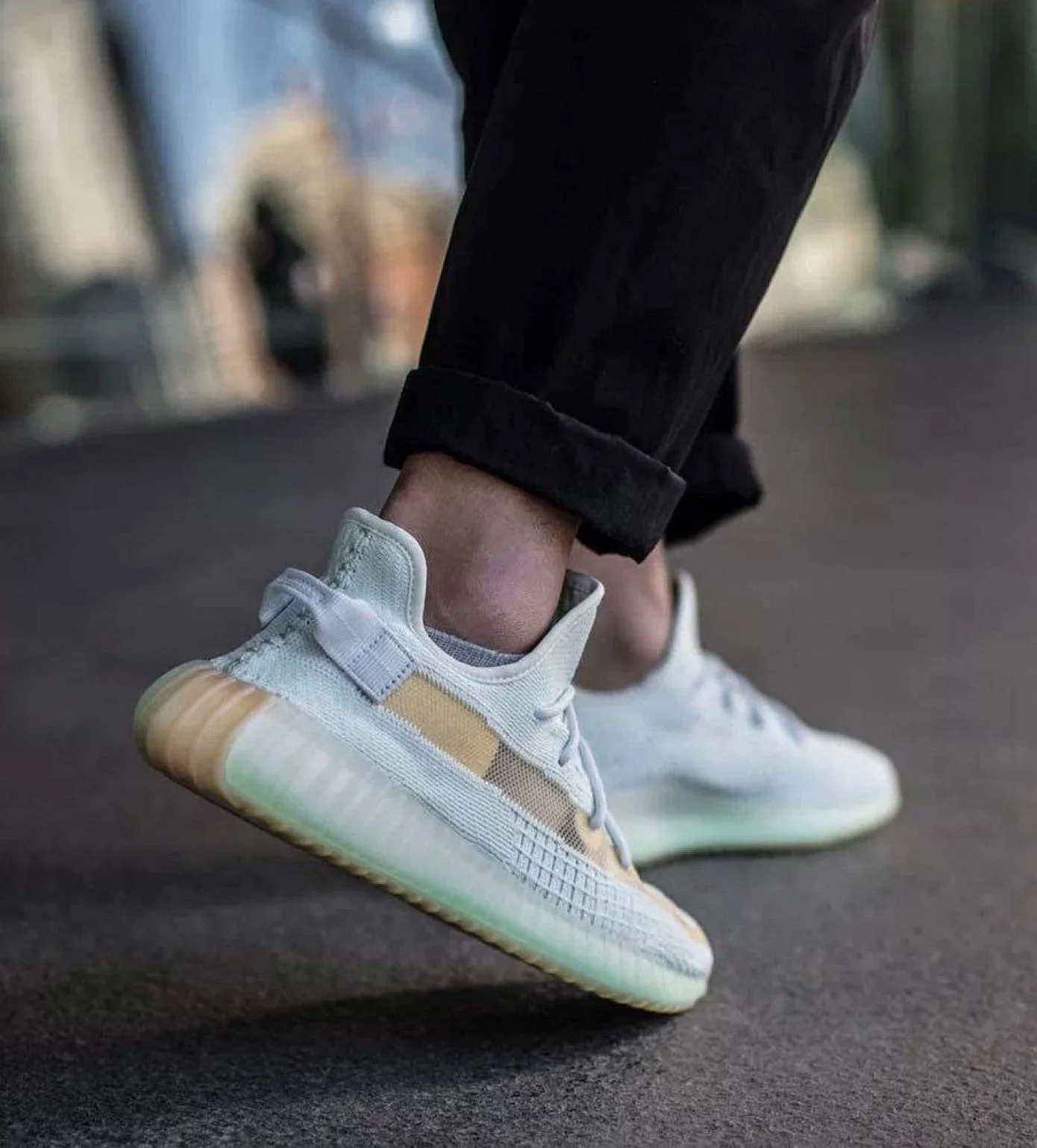 Adidas yeezy store boost 350 hyperspace