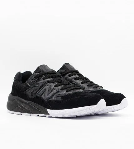New balance wings and horns on sale