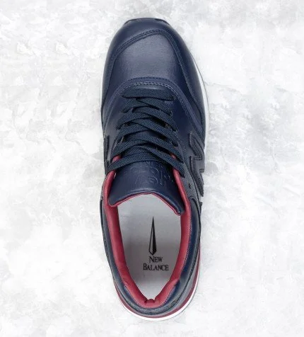 New balance 997 explore by sea top