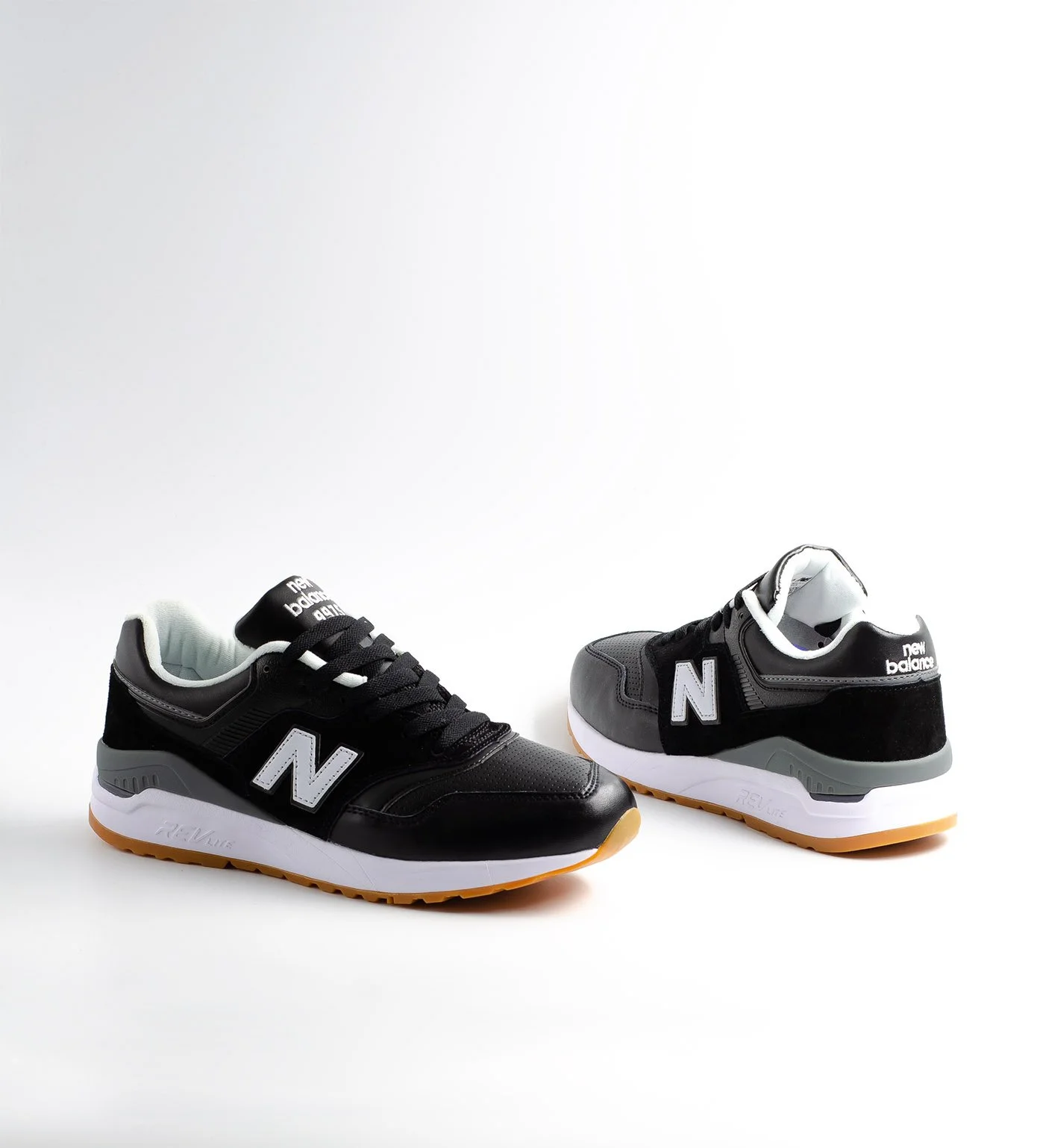 New balance sales 997 black leather