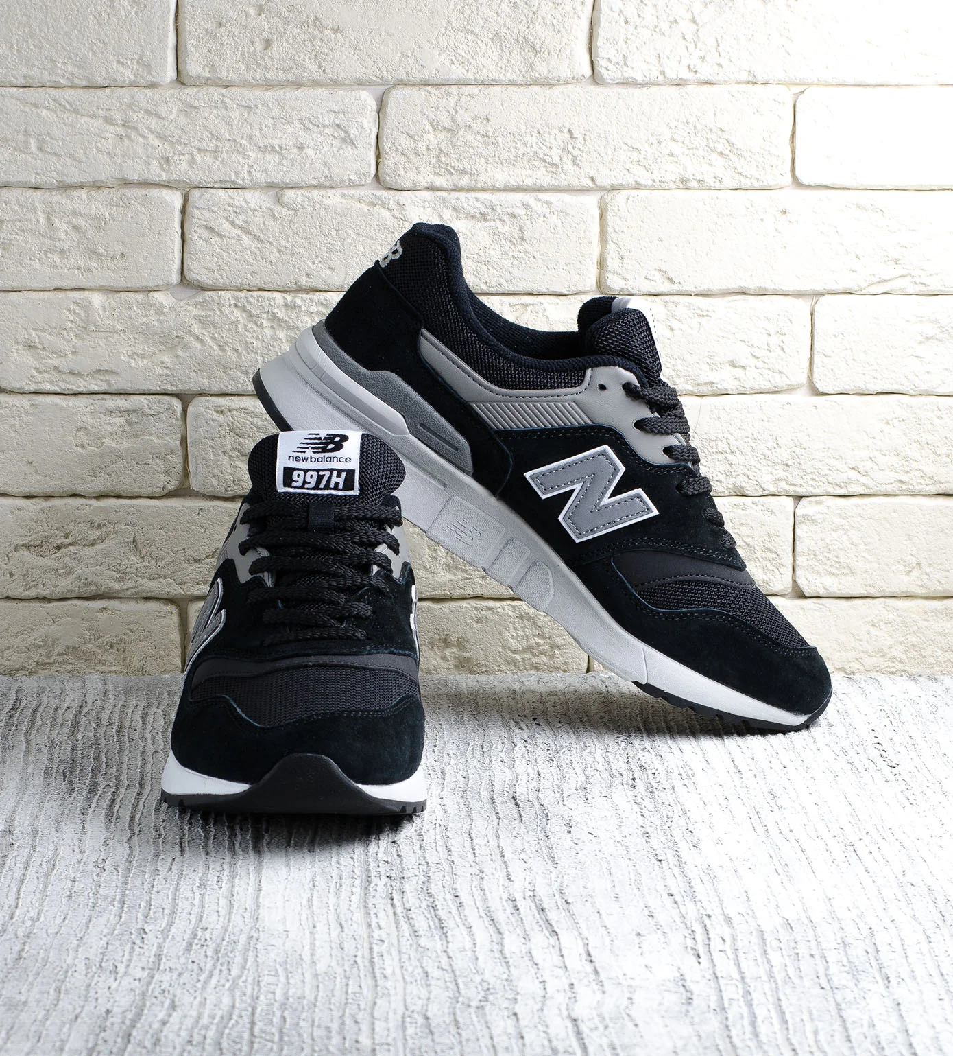 New balance 997h black sale
