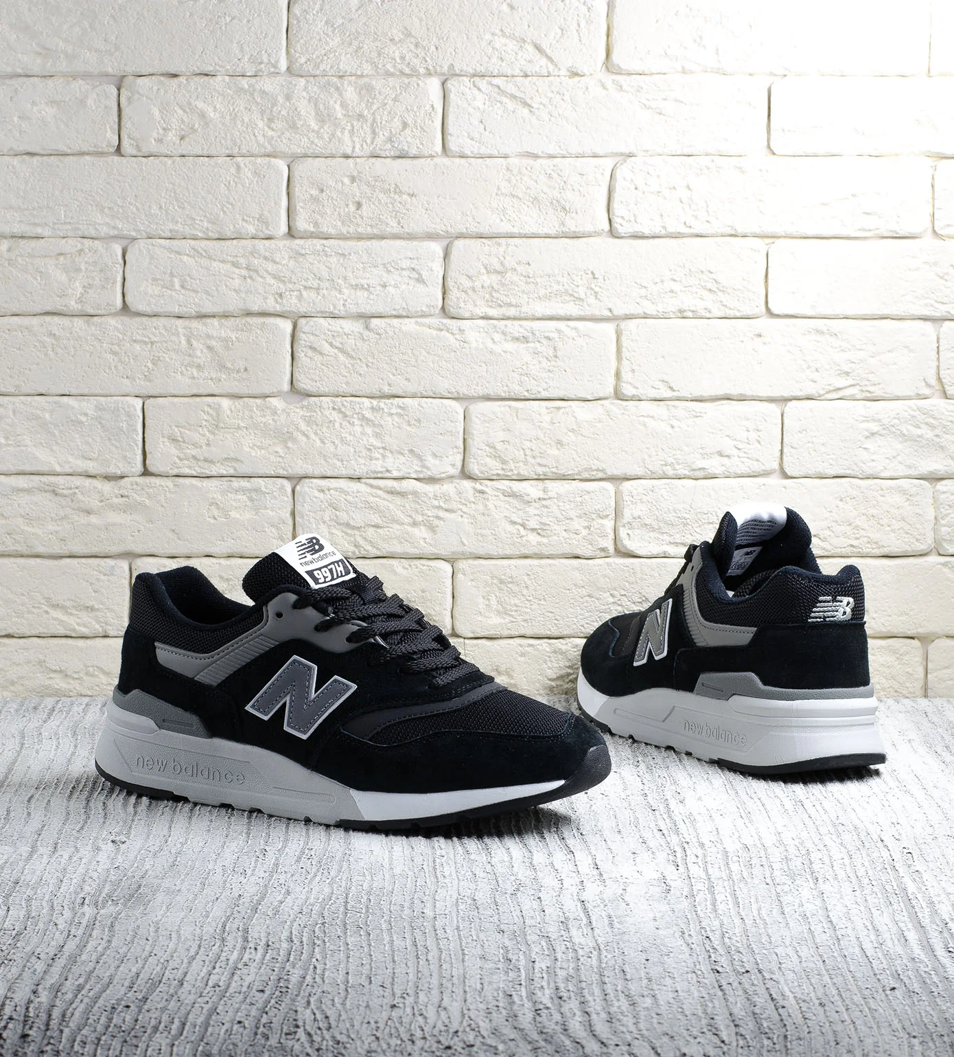 New balance on sale 997h negro