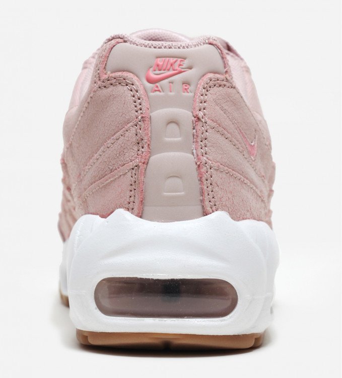 Nike 95 Premium Pink