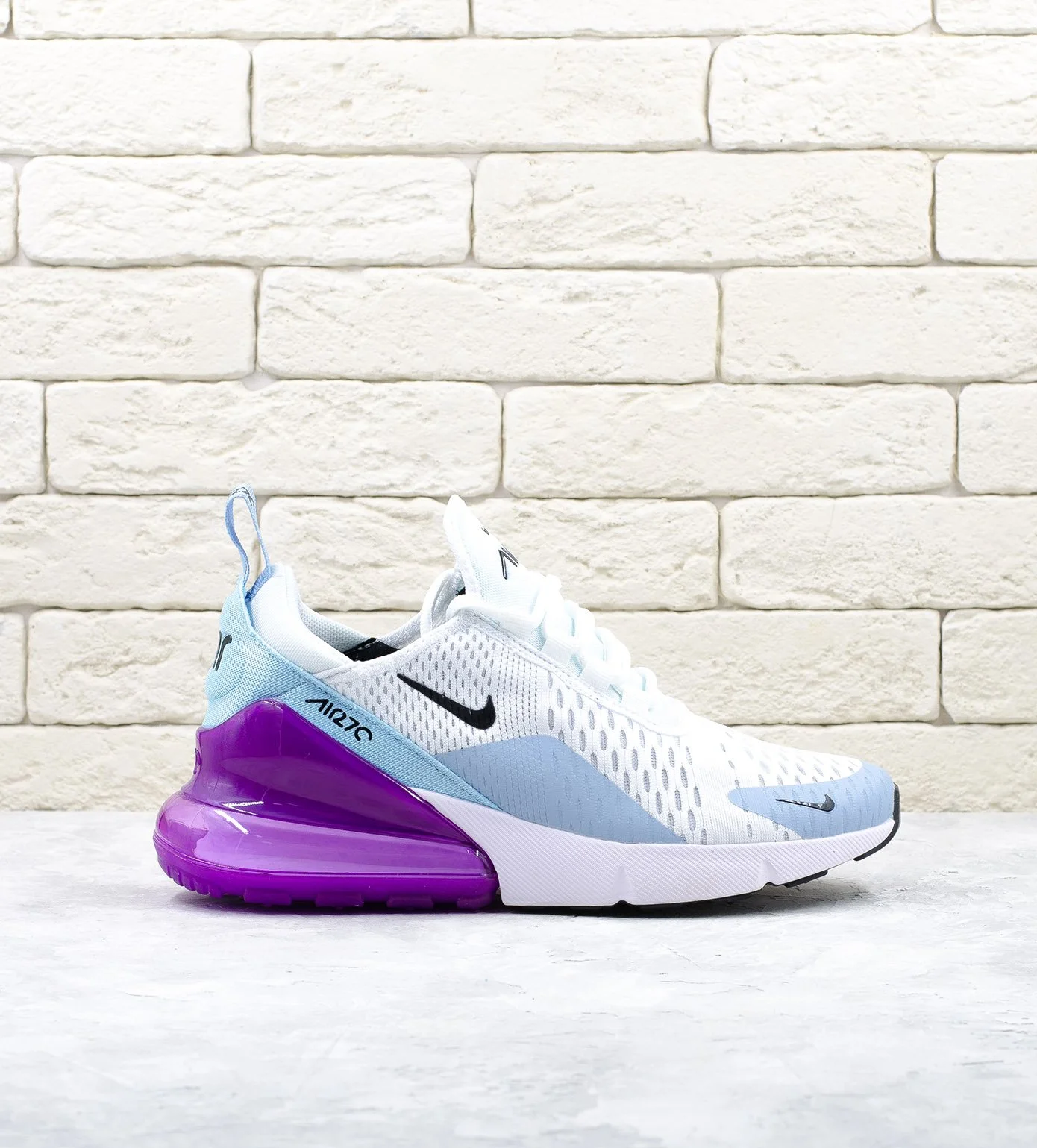 White and purple nike 270 store