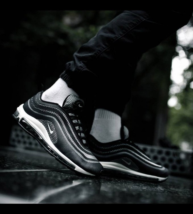 Nike 97 Ultra Platinum Black