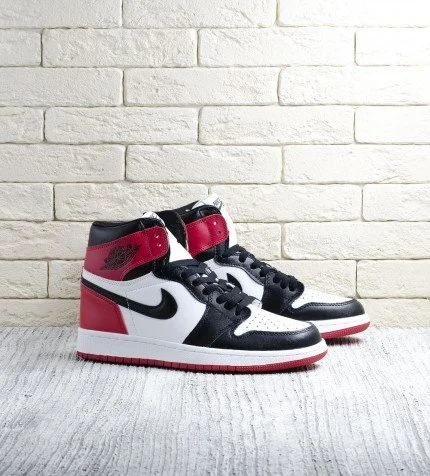 air jordan retro black toe