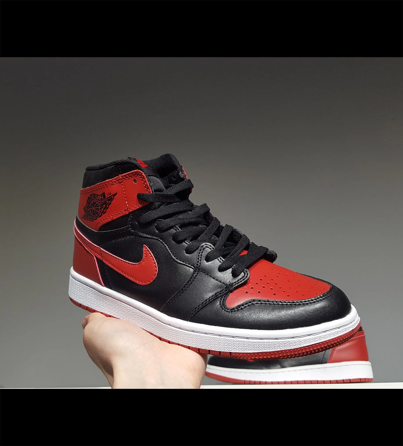 Jordan 1 retro red black online