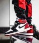 Nike Air Jordan Retro 1 Black Toe