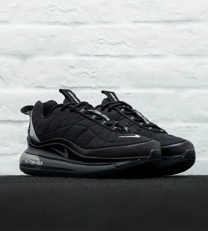Air max 720 818 noir top