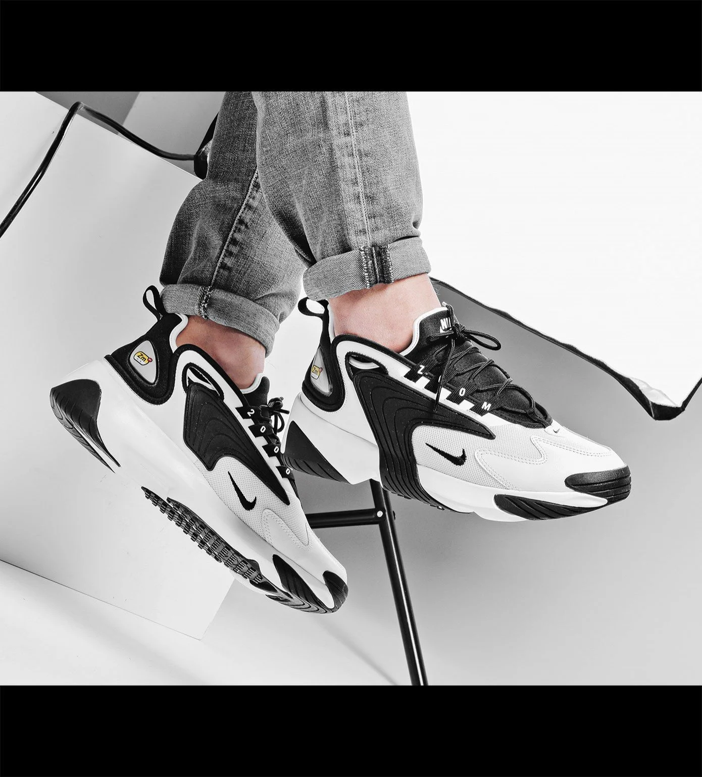 Zoom 2k men's black and white discount