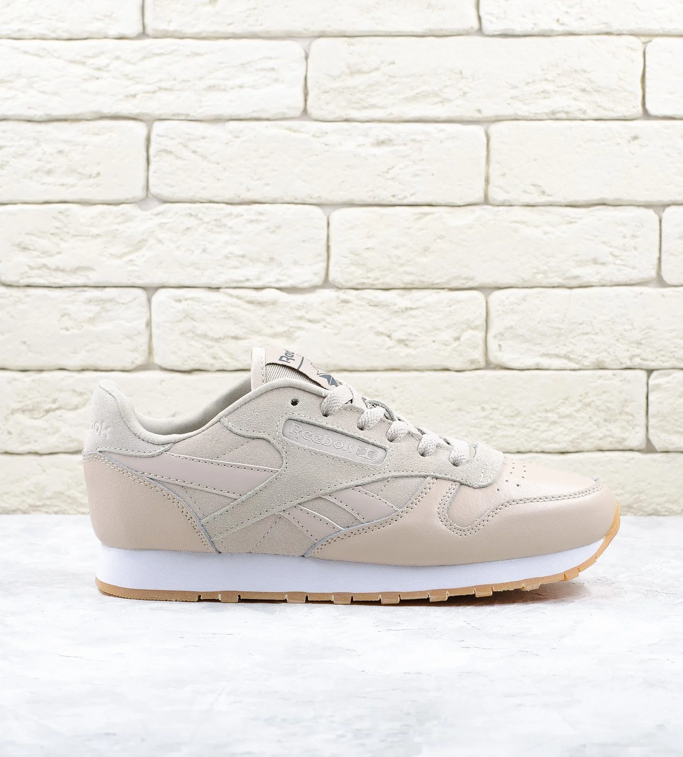neutral reebok