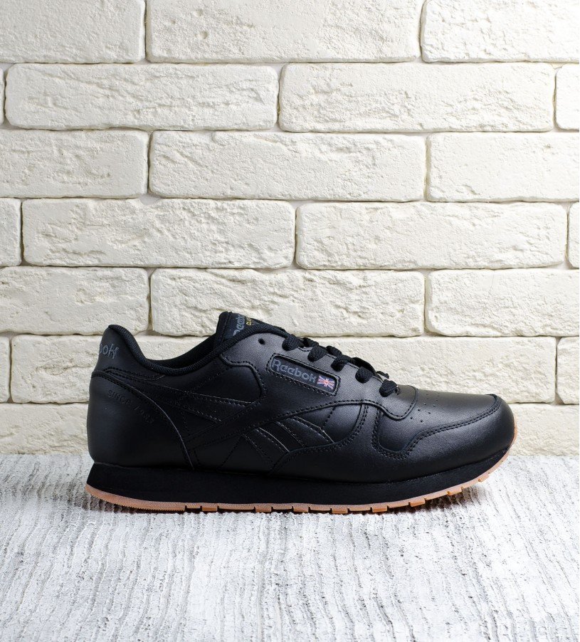 Reebok Classic all black Reebok Classic all black