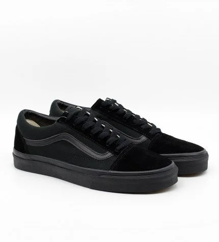 Vans suede noir hotsell