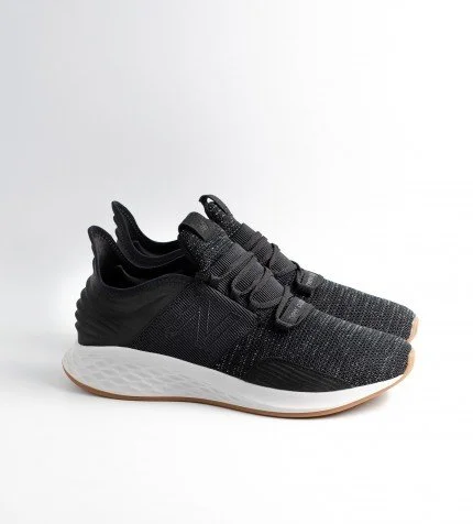 mens new balance roav black