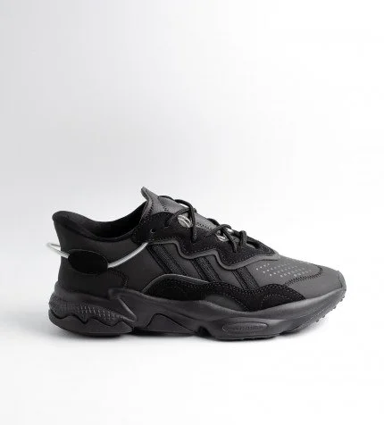 Adidas ozweego hot sale triple black