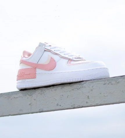 Nike air force 1 high peach best sale