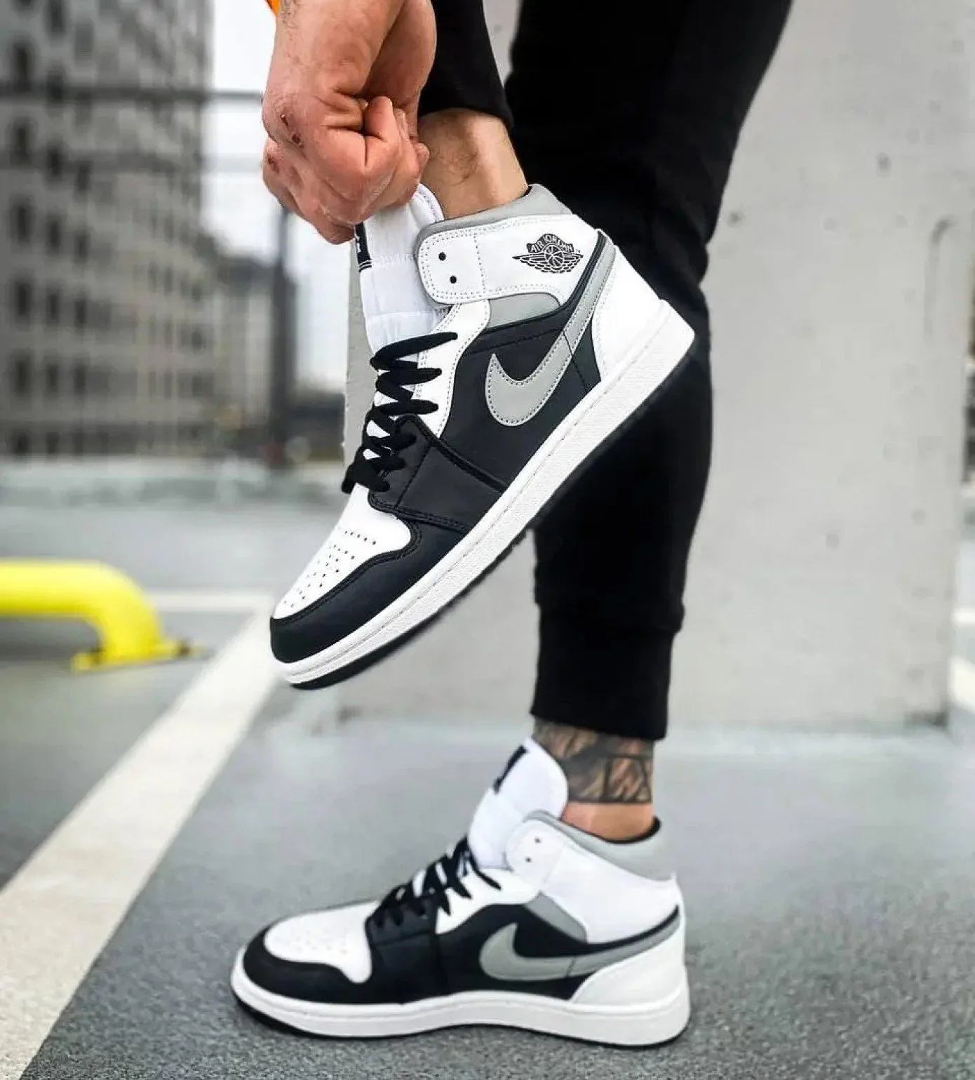 Aj1 store mid shadow