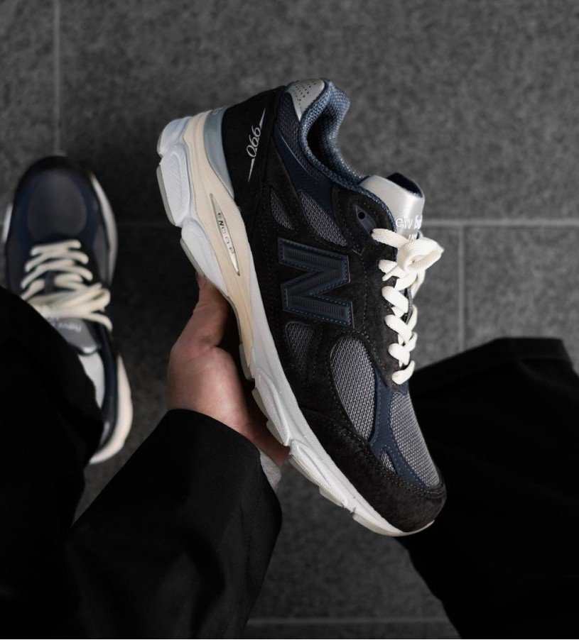 New Balance x Kith 990v3 Genesis New Balance x Kith 990v3 Genesis