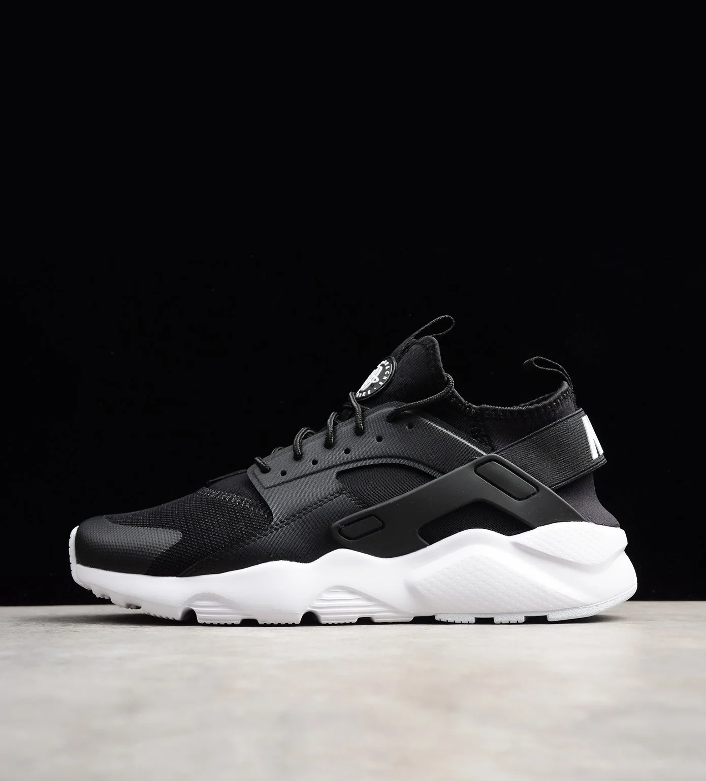 Nike huarache ultra 2 best sale