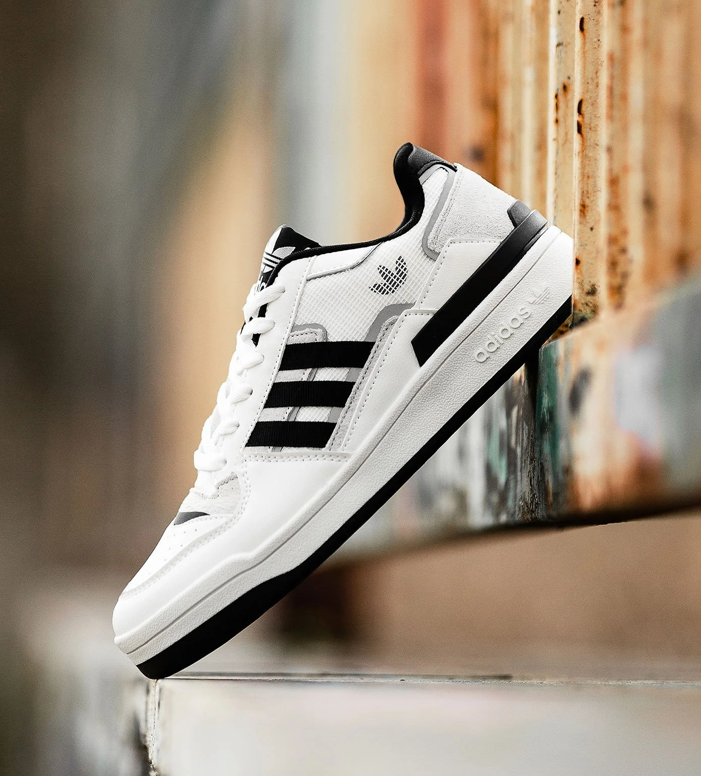 Кроссовки Adidas Forum Low White-Black купить в Краснодаре