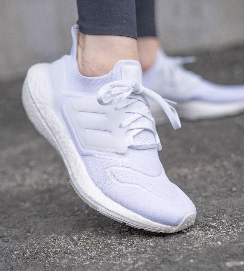 Adidas UltraBoost Cloud White