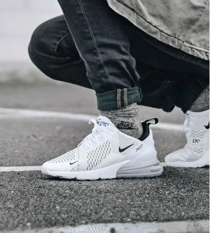 All white nike 270s hotsell