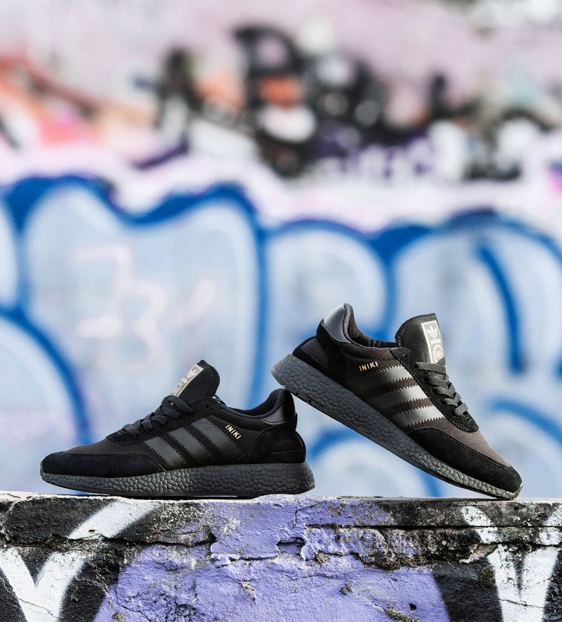 Adidas Iniki All Black