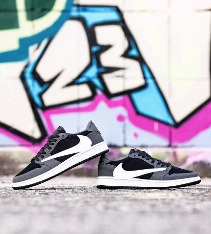 Nike Jordan 1 Low Travis Black Grey