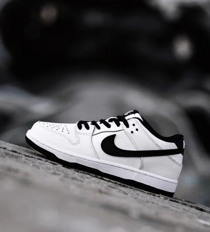 Nike White store Dunk Low