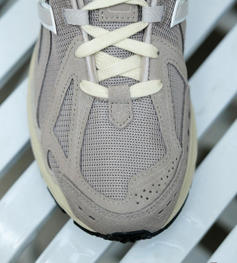 New Balance 1906R Beige Cream