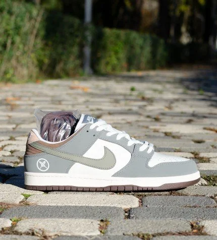 Nike dunk sb brown online