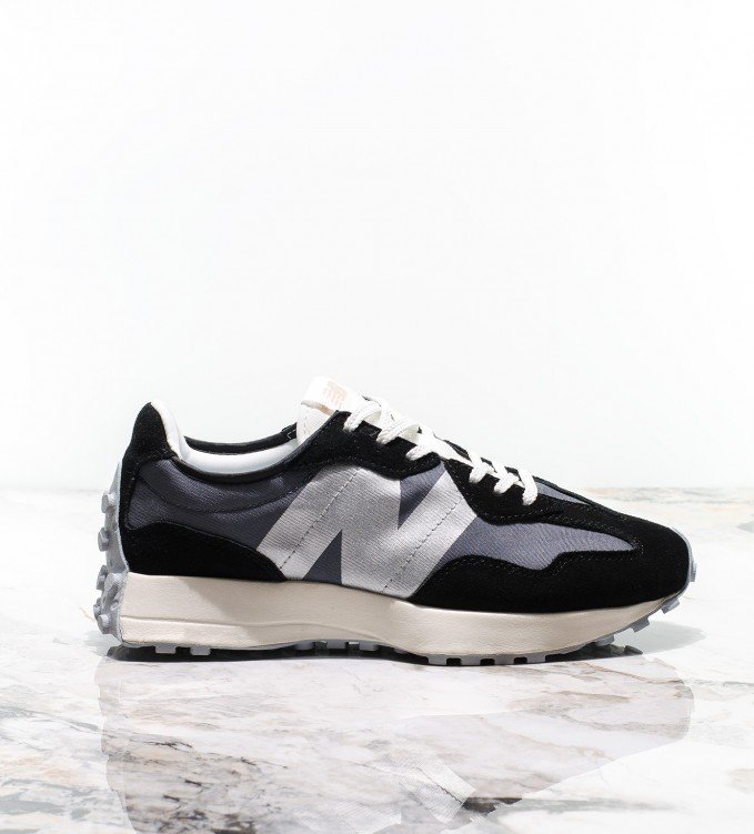 New Balance 327 Black-Chrome