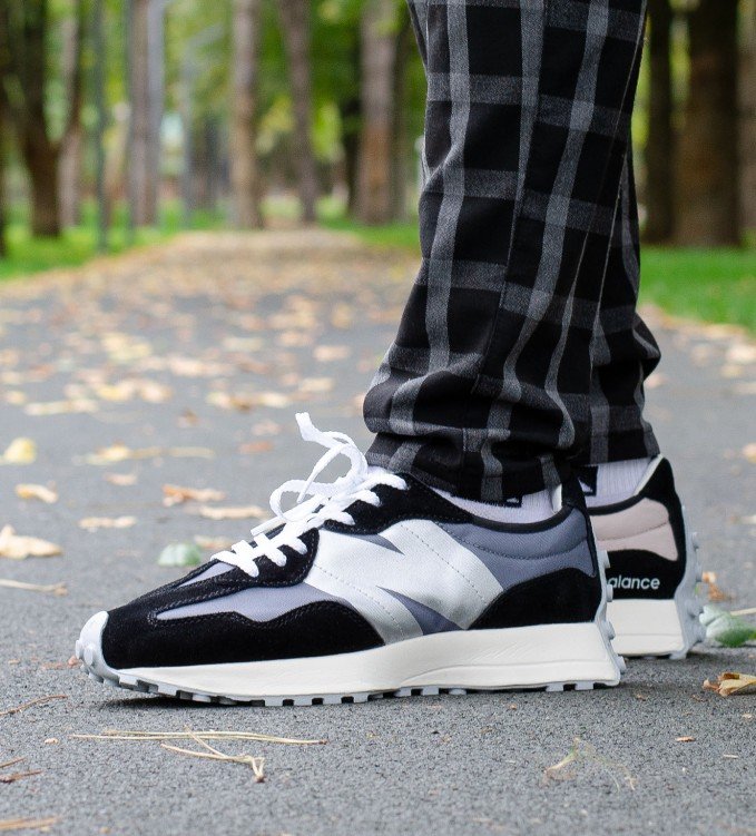 New Balance 327 Black-Chrome