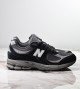 New Balance 2002R Earth Black