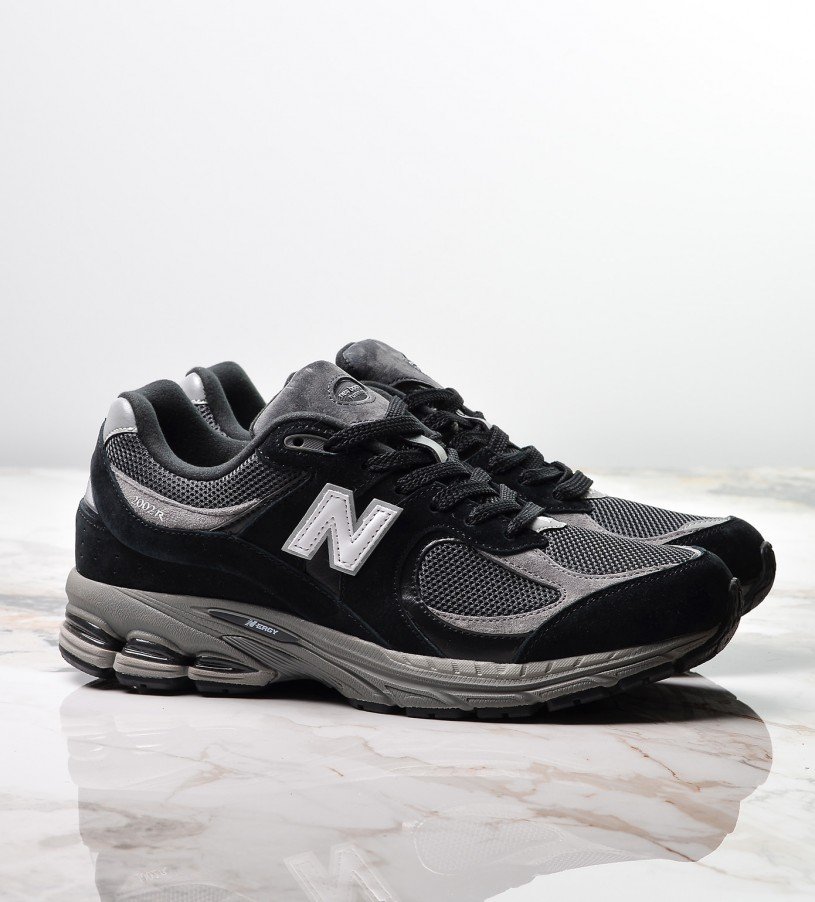 New Balance 2002R Earth Black