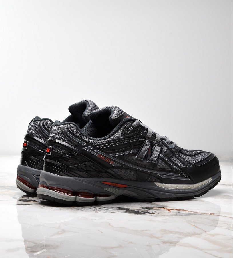New Balance 1906U Carbon-Black Premium
